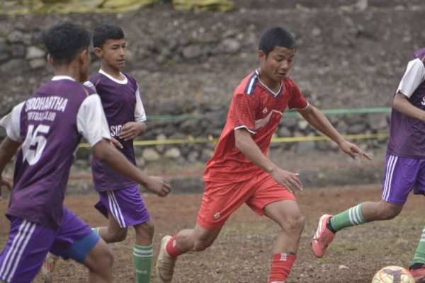 आयोजक नेपाल पुलिस स्कुल डिआइजी फुटबल कपको फाइनलमा प्रवेश